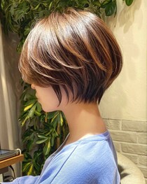 バッサリ切っても、女っぽい♡【40・50代】に推したい！！「丸みショートボブ」