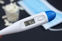 こっちは育児でバタバタなのに！ 亭主関白な夫を持つ妻が「冬になると憂鬱」だって風邪をひくと、、？
