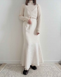 「長く着られそう」「シルエットきれい！」【しまむら】パトで探したい！「即戦力スカート」