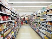 「私がもらうわ！」鮮魚コーナーで、まさかの『アラ横取り』！？ 強引な中年女性にフリーズした私を救ったのは