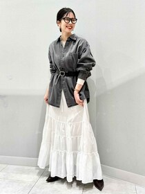 「グレーは地味」→ そんなことない！【GUトップス】を使った「大人の垢抜けコーデ術」