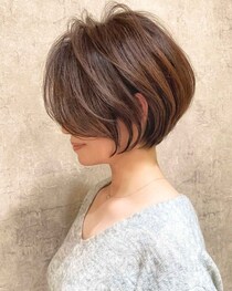 「髪短くしたい」って40・50代へ → 短いのに、女性らしい【ショートボブ】見つけた♡