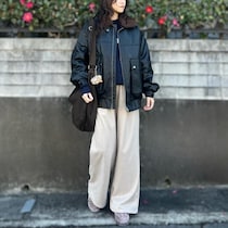 「色味もシルエットも最高！」【しまむらパンツ】を使った「大人カジュアルコーデ」