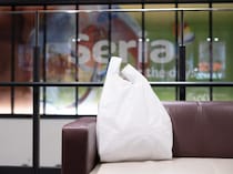 「店頭でラス1だった！」【セリア】推しとお出かけできる♡「ケース & ポーチ」