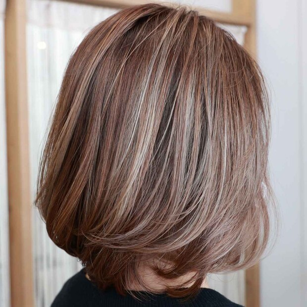 白髪染め疲れた、、→ ならコレーーッ！【40・50代】に激推ししたい♡「ハイライトボブ」