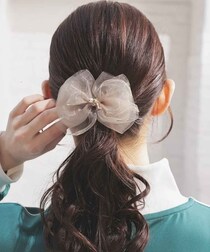 付けるだけ → 上品見え♡【ハニーズ】甘すぎない◎「大人のリボンヘアアクセ」