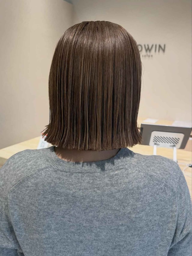 「白髪 = 隠す」は古い！？ 頑張らずにシャレる【白髪ぼかしボブ】即マネさせてぇええ！！