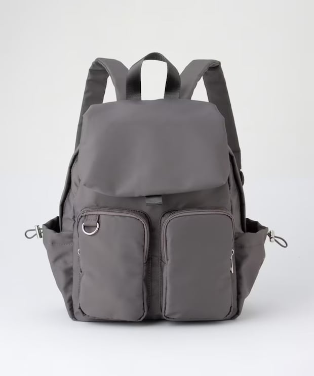 「バッグ肩凝る、、」→ こっちがいいかも！【ハニーズ】多ポケットで便利♡「大人っぽリュック」