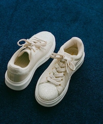 「ぼろぼろシューズ」はもう卒業！【グローバルワーク】大人が履きやすい「新作スニーカー」