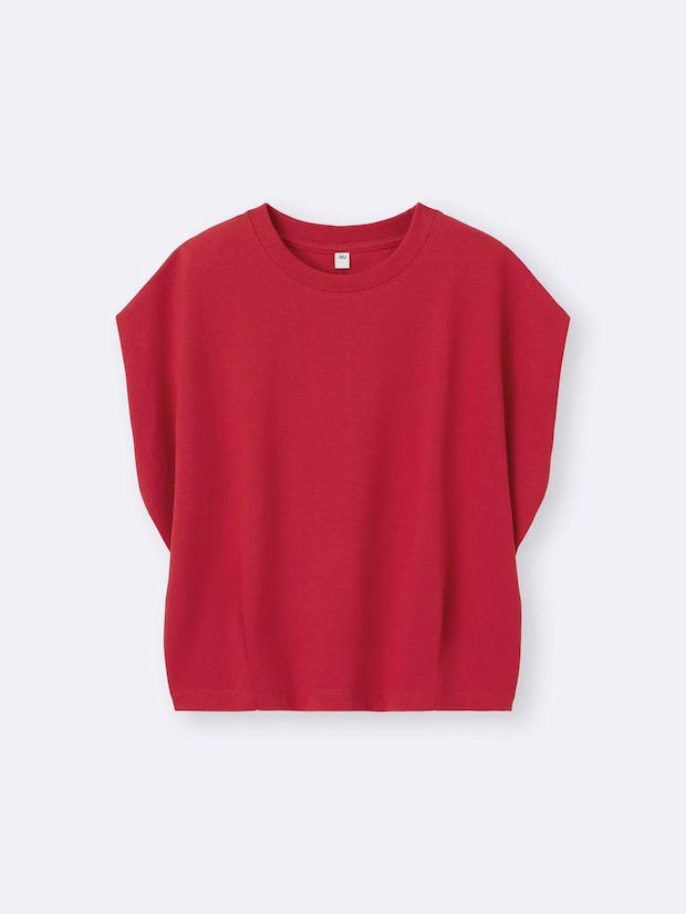 【GUの赤】が40・50代にドンピシャ♡ 一点投入でおしゃ見え！「おすすめトップス」