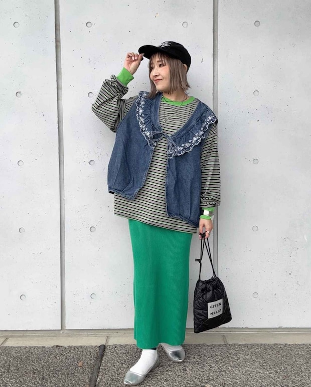 サッと重ねるだけ!【しまむら】春コーデを格上げ♡「サマ見えベスト」