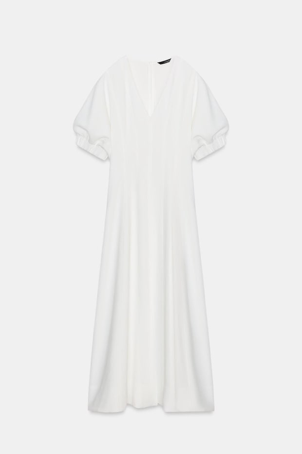 春に【ZARAの白】がドンピシャ! 1枚で即決まる♡「おしゃれワンピ」