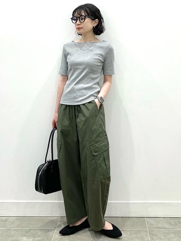 【GUのオリーブ】でトレンド見え! 40・50代が狙いたい♡「今っぽパンツ」