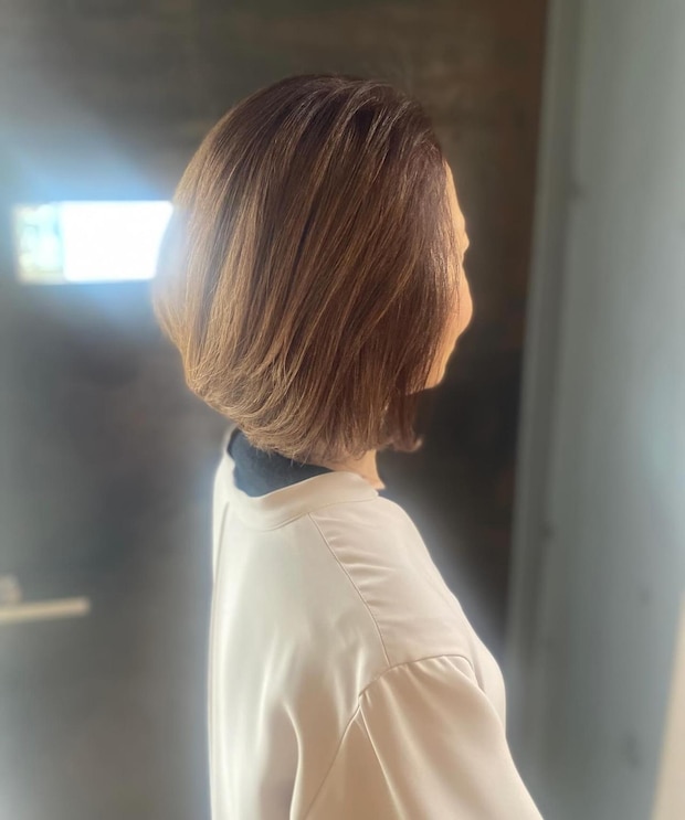 白髪あっても、こんなオシャレ！！【50代】が即マネしたい♡「白髪ぼかしボブ」