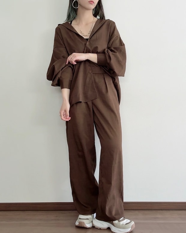 上下で買っても「3,000円台」！？【しまむら】1枚でも着回し力抜群！「優秀セットアップ」