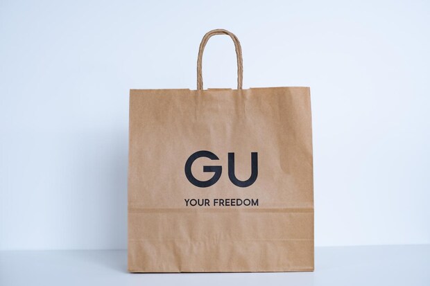 春は暗い色より“こっち”かも！【GU】40・50代コーデに合う♡「ホワイト系スカート」