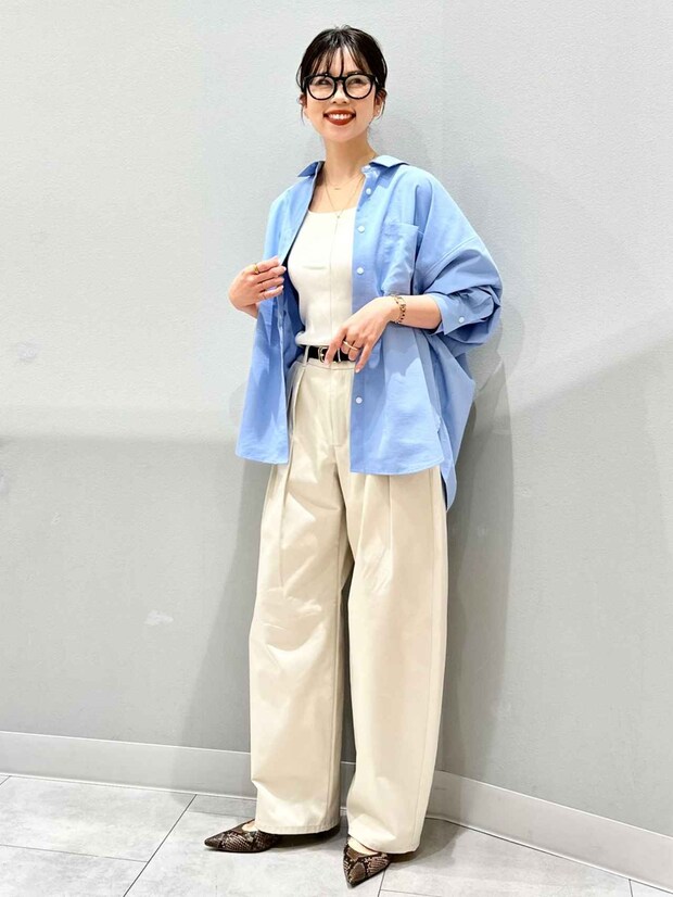 結局、「定番ブルーシャツ」が頼れる！【GU】大人はこう着たい！「着こなし術」