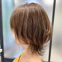 これはアリかもーーーッ！！【40・50代】が垢抜ける「大人の小顔見えウルフ」