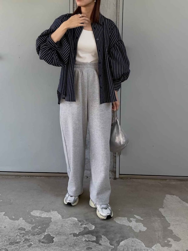 【ユニクロのスウェットパンツ】が春の一軍！ マニアも「本当にお気に入り」「大活躍」だって♡