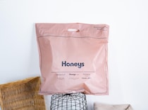 「週5で同じバッグ」の人へ！【ハニーズ】オンオフ頼れる♡「上品バッグ」