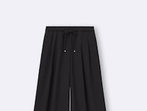 【GUの黒ワイドパンツ】がとにかく優秀！ 今 → 夏はこう穿く♡「着回しコーデ」