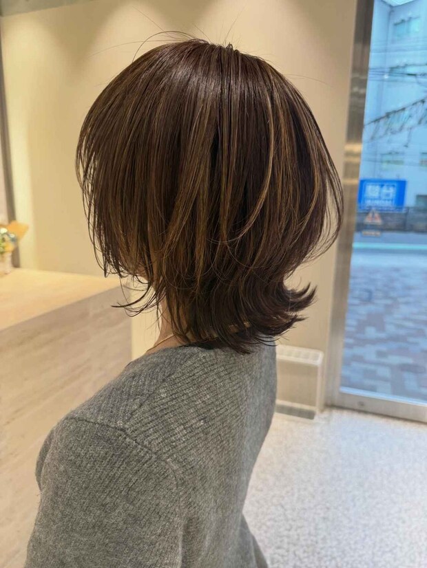「毎回同じカット」なら →【40・50代】が速攻シャレる♡「ウルフボブ」