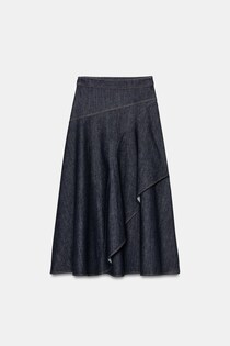 デニムだけどカジュアルすぎない！【ZARA】40・50代に似合う♡「サマ見えスカート」
