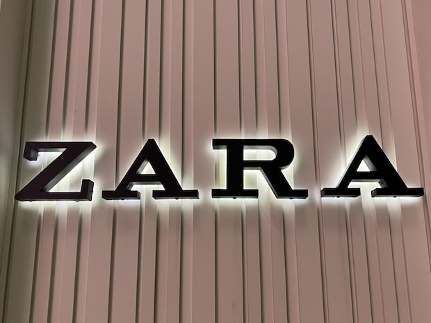 それどこの？って聞かれそう♡【ZARA】40・50代が普段使いしたい「高見えバッグ」
