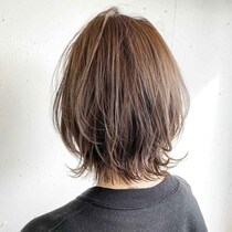 「普通ボブに飽きてきた、、」→【40・50代】一気に雰囲気変わる！「ボブウルフ」