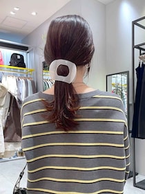 サッとまとめるだけでOK！【ローリーズファーム】「主役級バンス」で抜け感のあるオシャレさんに♡