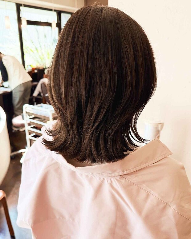 「湿気でぺったんこ、、」→【40・50代】ふんわり決まる「レイヤーボブ」がおすすめ♡