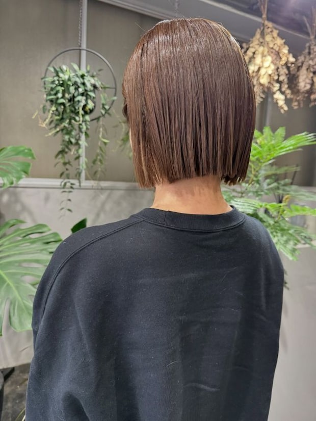 なんか広がっちゃうボブ → こうカットするのが正解◎【40・50代】若見え叶う「大人のミニボブ」