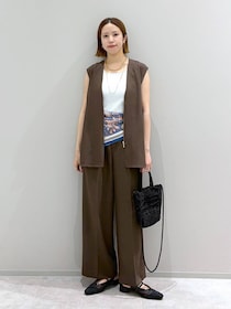 「去年と同じ服着てる、、」→【グローバルワーク店員さん】の“スカーフアレンジ”が参考になる♡