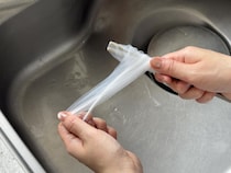 目からウロコ！ 家事がラクになる「水切りネット」の“意外な使い道”とは？