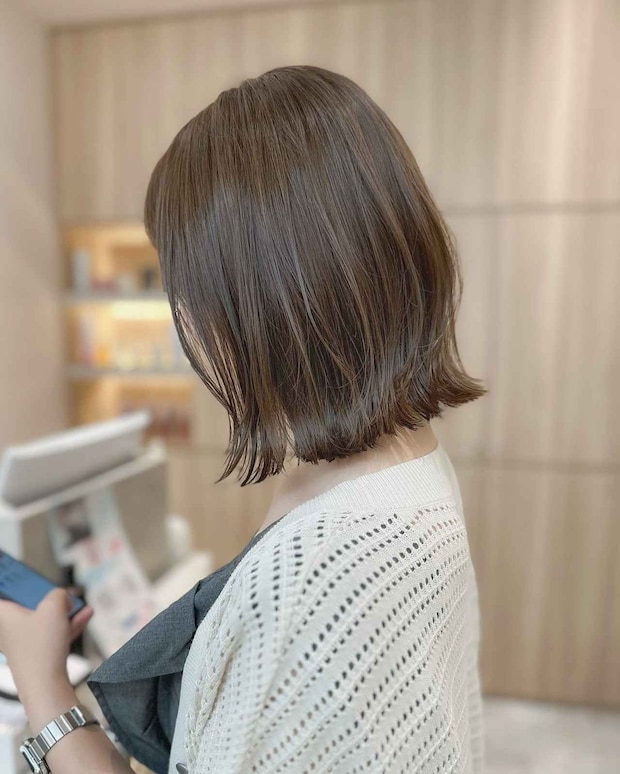 すぐ『ぺったんこヘア』になる【40・50代】へ！ → 即垢抜け♡「動きのあるボブ」