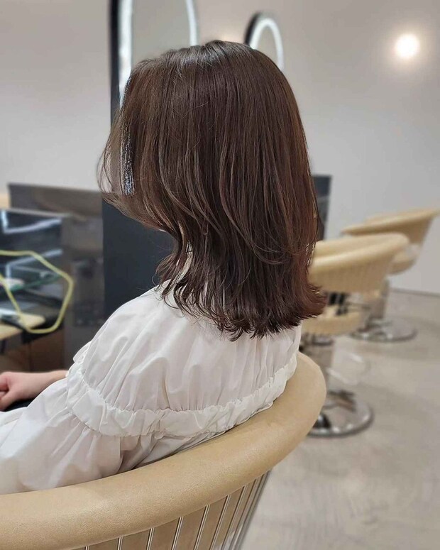 「朝のヘアセット、時間ない！」→ 忙しい【40・50代】におすすめ♡「タイパ最強ヘア」