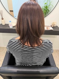頑張ってる感なくちょうどいい♡【40・50代】白髪悩みには「上品ハイライト」がおすすめ！