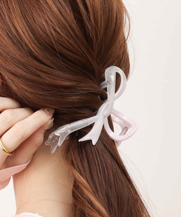 猛暑は『ヘアセット』も涼しげに!【3COINS】で見つけた♡「クリアヘアアクセ」