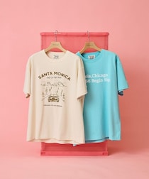 「無地は地味、柄は派手、、」って人に！【AMERICAN HOLIC】の『ロゴT』がいいかも♡