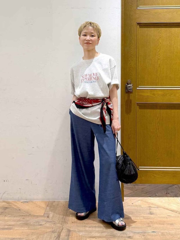 『Tシャツとパンツ』それ野暮ったく見えるかも！【グローバルワーク】40代の「垢抜けコーデ」