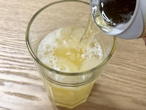 「キンキンに冷えてやがる！」「まるでシャンディガフ」暑い夏に【アイスボックス × お酒アレンジ】
