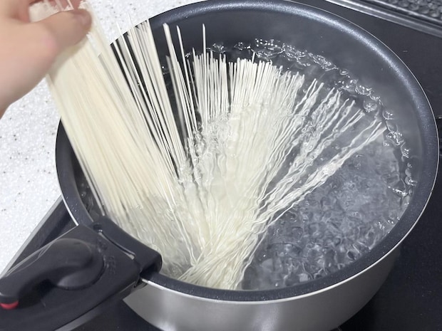 もう“そうめん”茹でないで！ 時間が経ってもくっつかない【目からウロコな作り方】って？