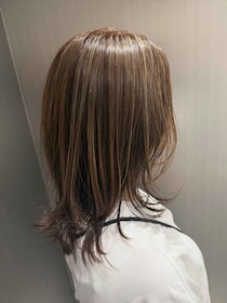 若見えが叶う最強の組み合わせかも！【40・50代】に推す♡「レイヤー × 白髪ぼかし」