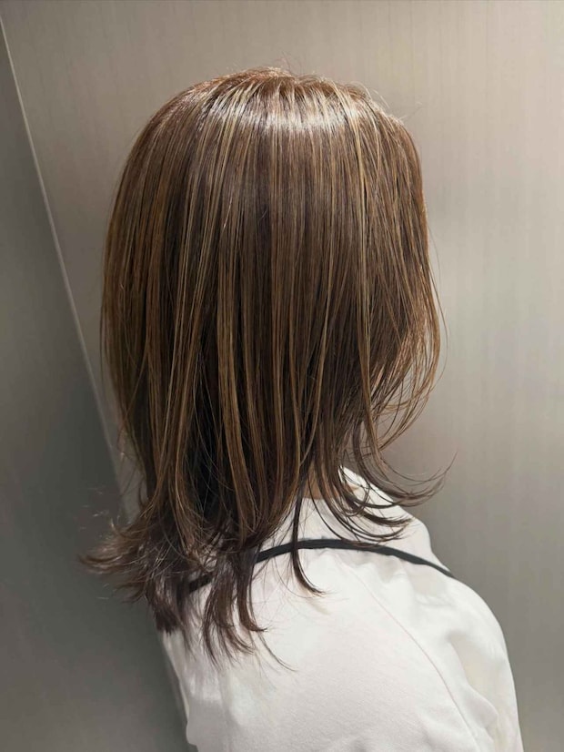 若見えが叶う最強の組み合わせかも!【40・50代】に推す♡「レイヤー × 白髪ぼかし」