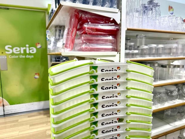 「置きっぱなし」「どこ置いた？」→【セリア】110円便利フックを使ってみた結果「これは便利！」