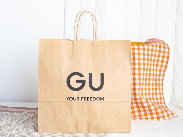 上下【GUの値下げ品】で完成! おしゃれスタッフが着こなす「大人カジュアルコーデ」