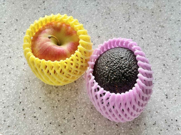 果物についてる“コレ”捨てないで！ キッチンで役立つ【目からウロコな活用法】「破れにくくていい」