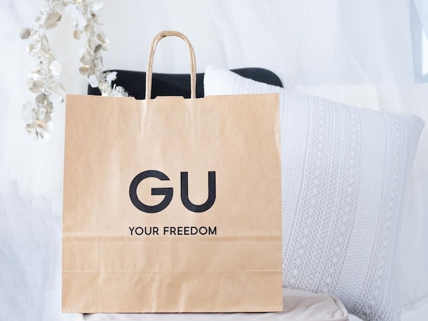 【GU】790円に値下げの『白パンツ』って透ける?→ 実際に買って穿いてみると「これならアリかも」