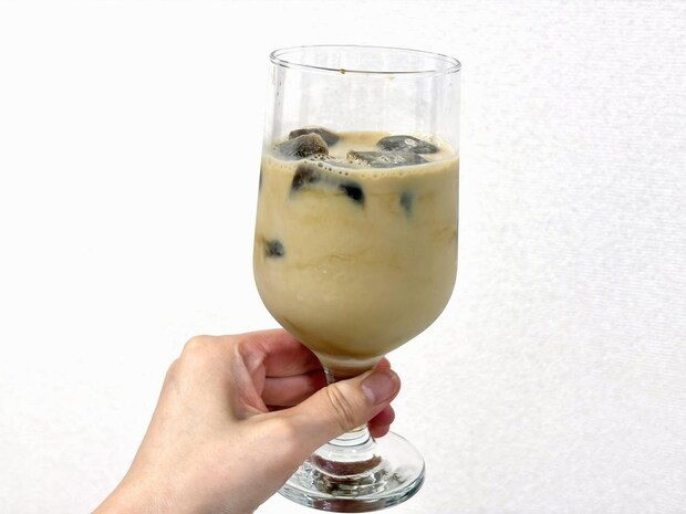 「時間が経つほど濃くなる」氷は水で作らない！ 暑い夏にぴったりな【濃厚カフェオレ】