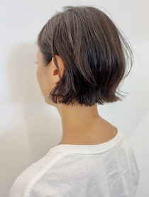 【40・50代】暑いけど短すぎるのは嫌！→ 洗練見えする「ミニボブ」がちょういいかも♡